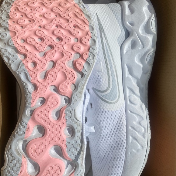 Nike renew ride running shoes - Picture 5 of 5